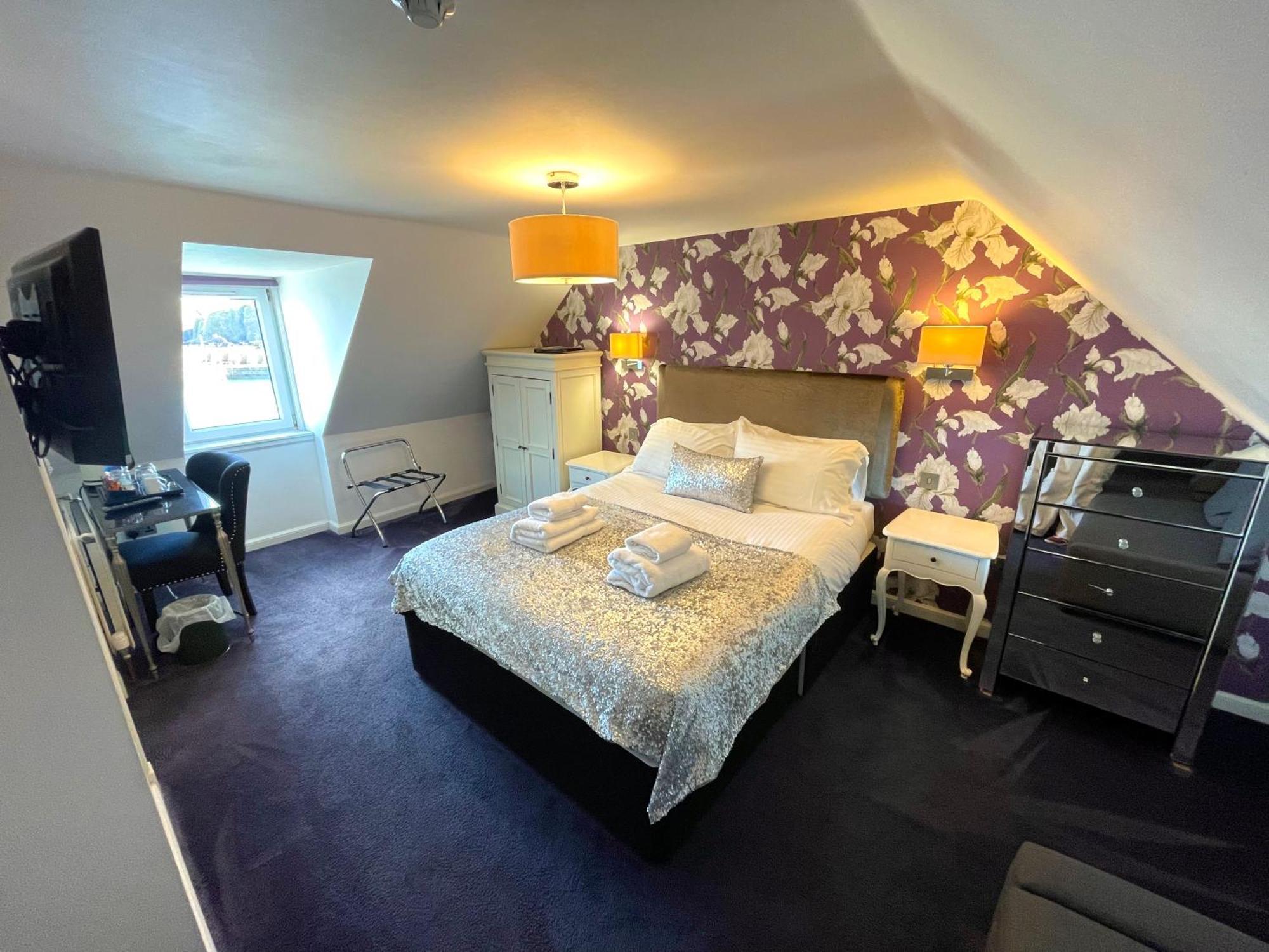 Shorehead Guest House สโตนเฮเว่น ภายนอก รูปภาพ